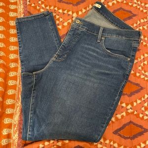 LEVIS 310 Super Shaping Skinny Jeans